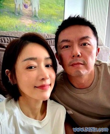 谢苗和浑家同框,他浑家真是是《仙剑3》的圣姑